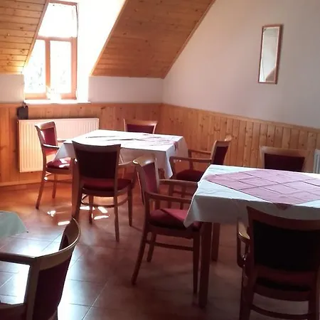 Nad Vodopady 3*